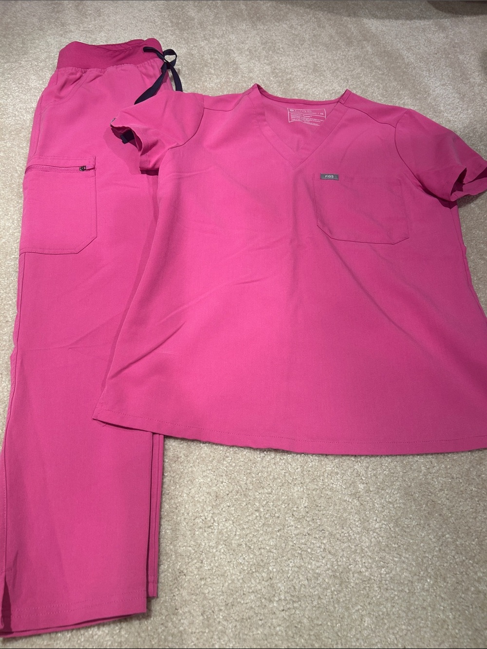 FIGS Women Pink Set